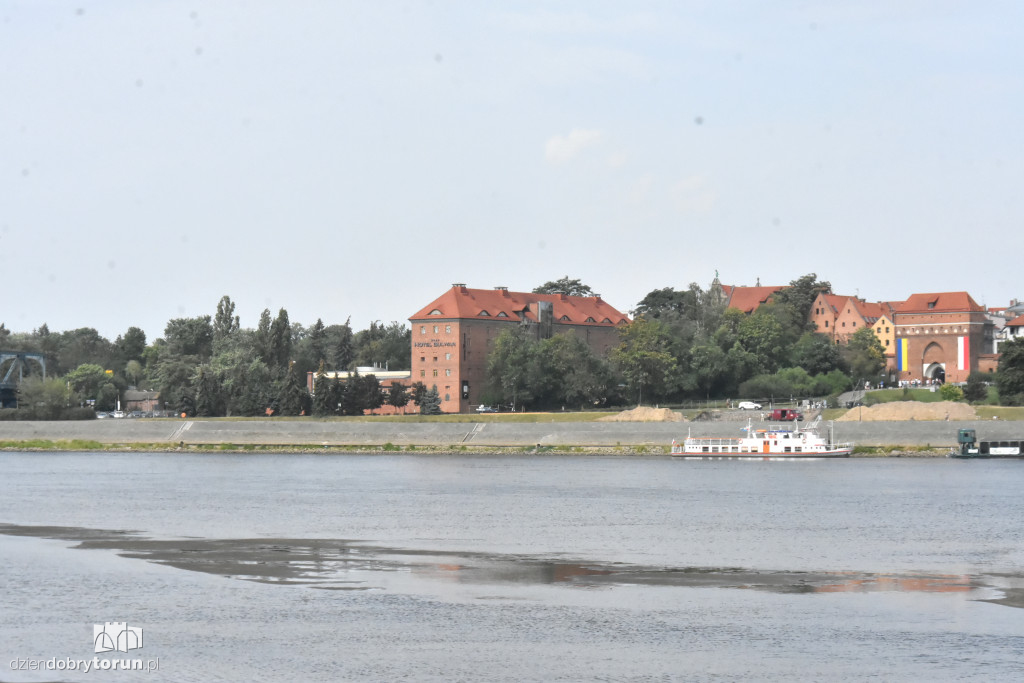 Rzeka wysycha. Ogromne łachy na Wiśle