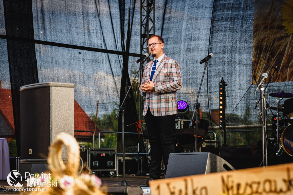 Powiatowo-Gminne Najlepsze Dożynki pod Słońcem