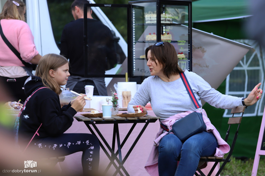 Piknik w schronisku dla zwierząt