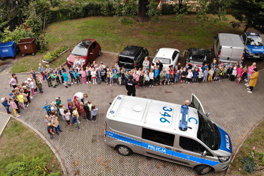 Toruńscy policjanci z wizytą w przedszkolu
