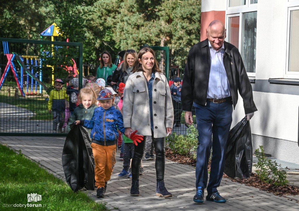 Porządki w rękach przedszkolaków i prezydenta