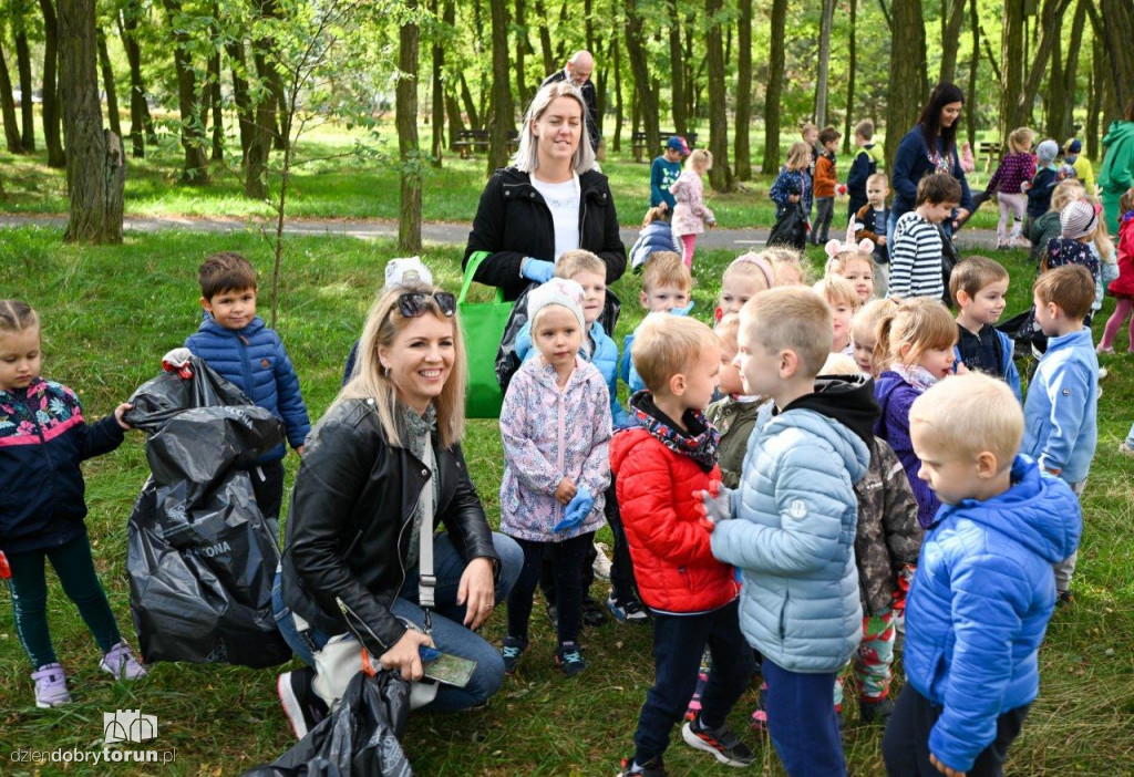 Porządki w rękach przedszkolaków i prezydenta