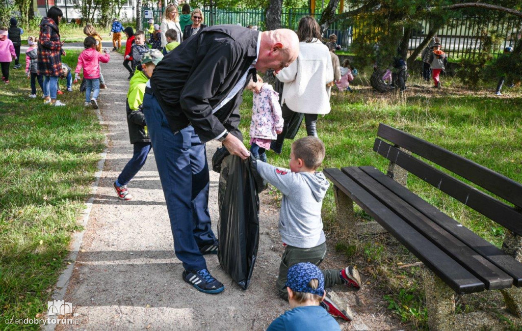 Porządki w rękach przedszkolaków i prezydenta