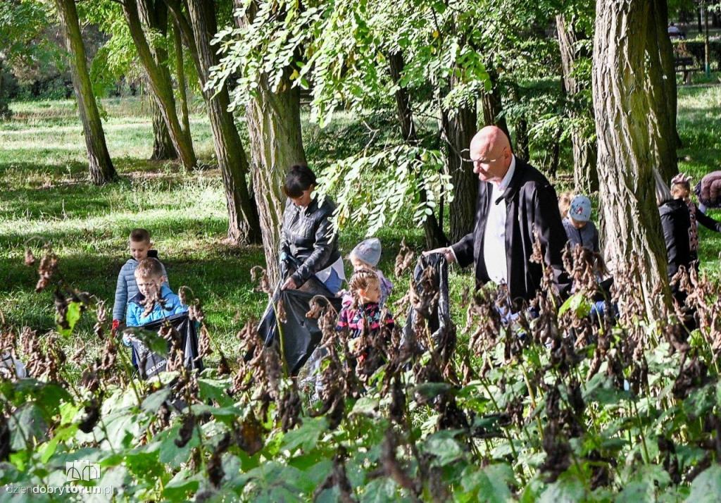 Porządki w rękach przedszkolaków i prezydenta