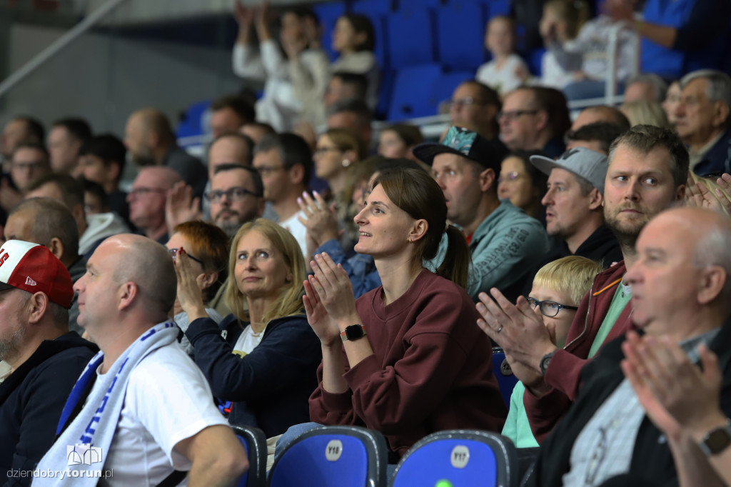 Twarde Pierniki Toruń 79 : 81 Trefl Sopot