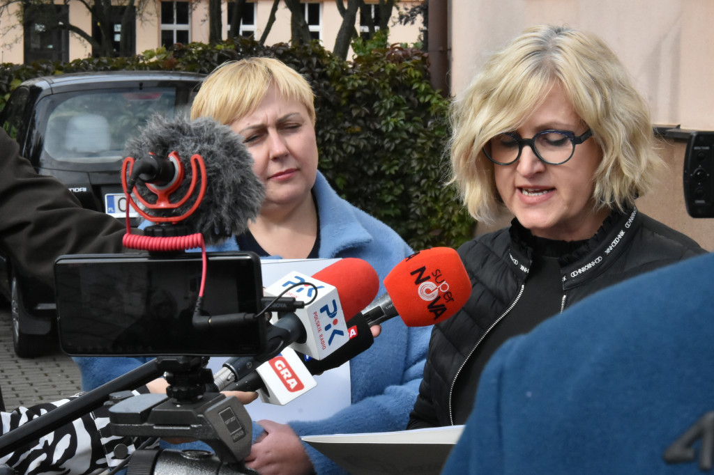 Czarny protest w toruńskim ZNP