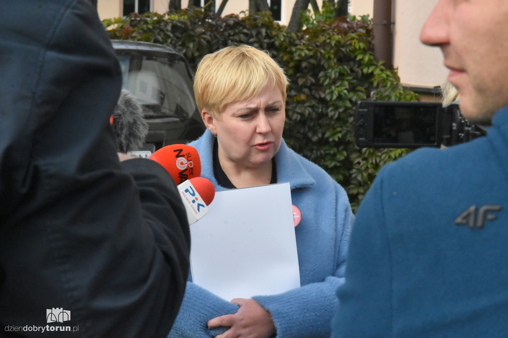 Czarny protest w toruńskim ZNP