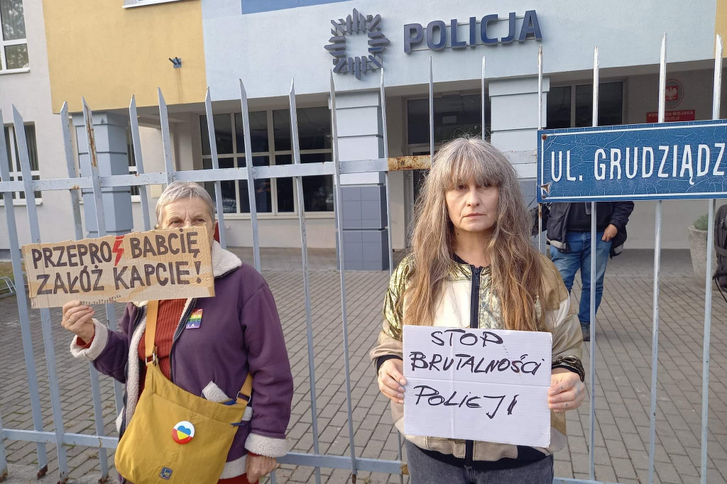 Protest w obronie zatrzymanej w Toruniu 17-latki