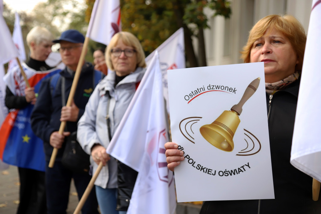 Pikieta nauczycieli i pracowników oświaty