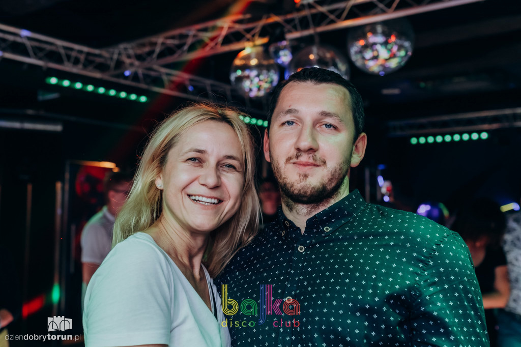Piątkowa zabawa w klubie Bajka