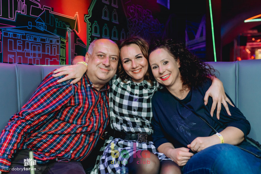 Piątkowa zabawa w klubie Bajka