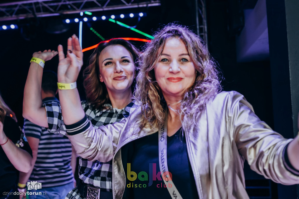Piątkowa zabawa w klubie Bajka