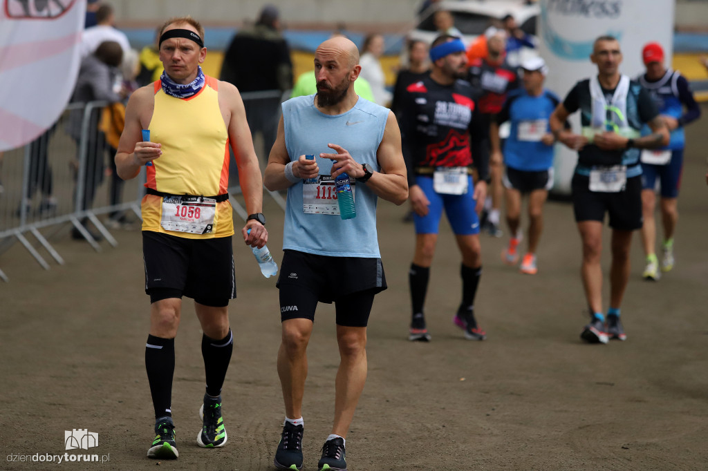 Rywalizacja podczas 39. Toruń Maraton