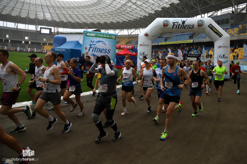 Rywalizacja podczas 39. Toruń Maraton