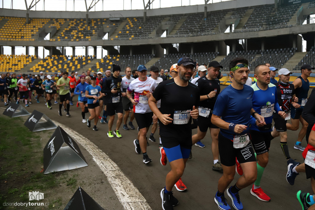 Rywalizacja podczas 39. Toruń Maraton