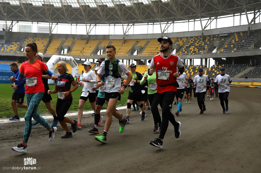 Rywalizacja podczas 39. Toruń Maraton