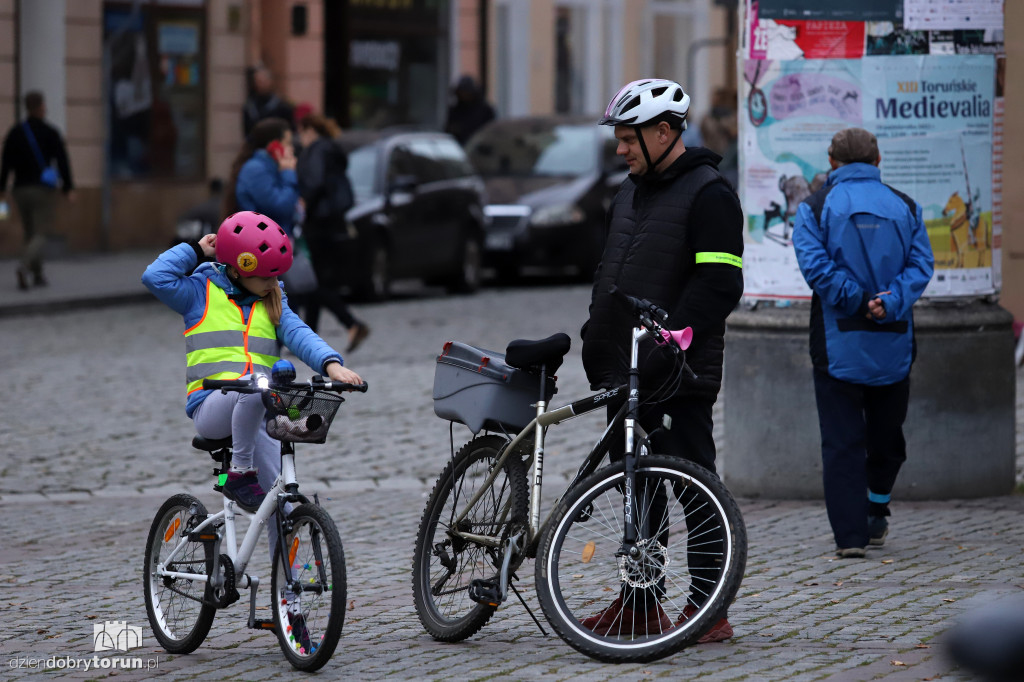 Rowerowa masa krytyczna pod hasłem ,,Bądź widoczny''
