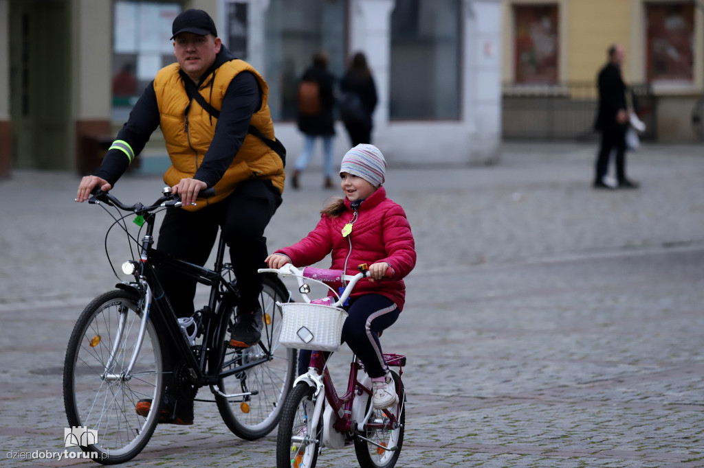Rowerowa masa krytyczna pod hasłem ,,Bądź widoczny''