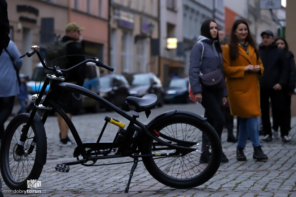 Rowerowa masa krytyczna pod hasłem ,,Bądź widoczny''