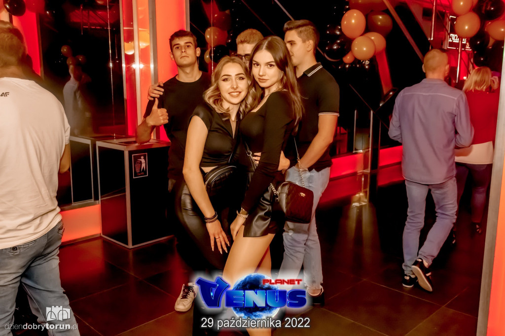 Sobotnia zabawa w Venus Planet Koneck