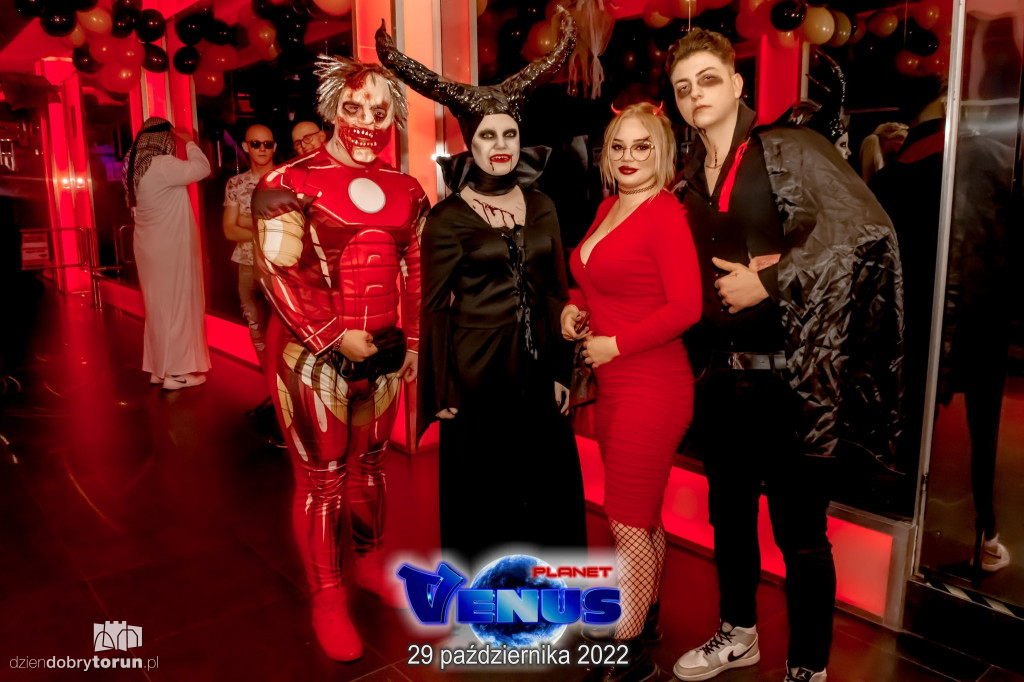 Sobotnia zabawa w Venus Planet Koneck