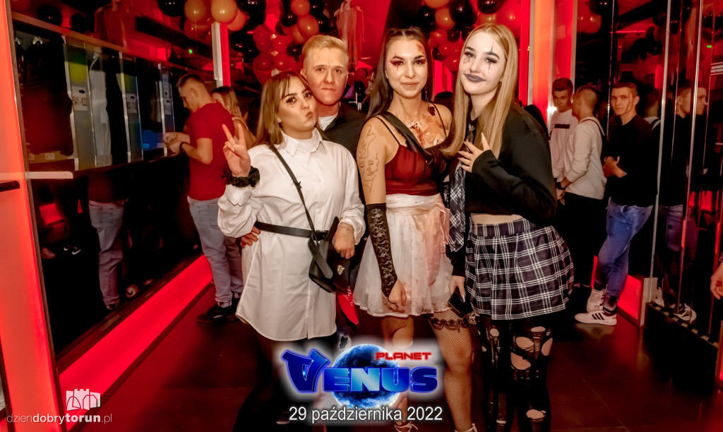 Sobotnia zabawa w Venus Planet Koneck