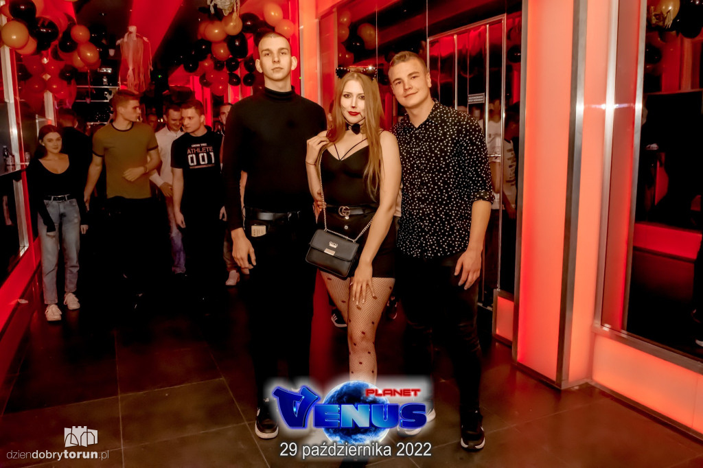 Sobotnia zabawa w Venus Planet Koneck