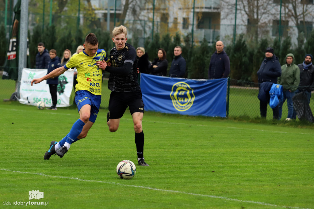 Elana Toruń 2 : 1 Pogoń Mogilno