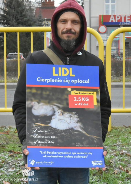 Pikieta pod supermarketem Lidl w Toruniu