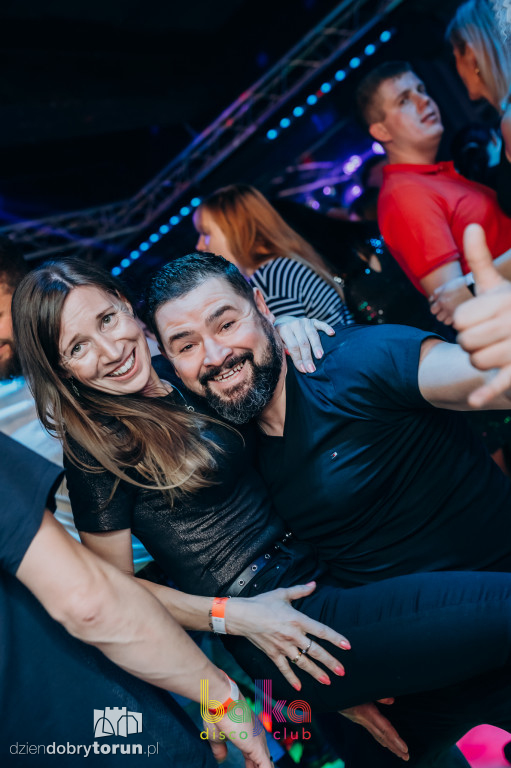 Szalona impreza w klubie Bajka