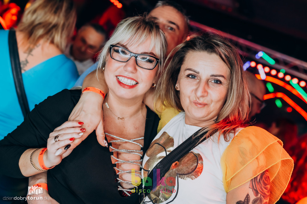 Szalona impreza w klubie Bajka