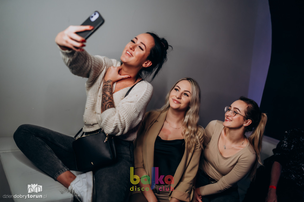 Szalona impreza w klubie Bajka
