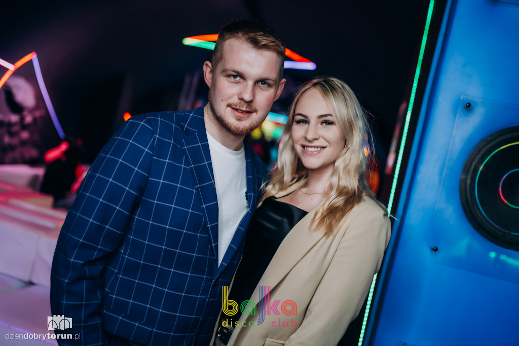 Szalona impreza w klubie Bajka