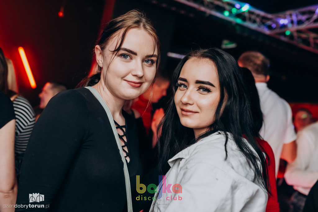 Szalona impreza w klubie Bajka