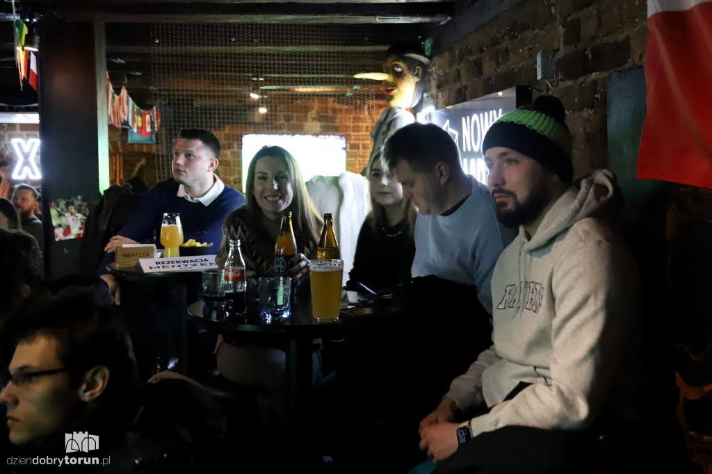 Strefa kibica w Pubie Mentzen