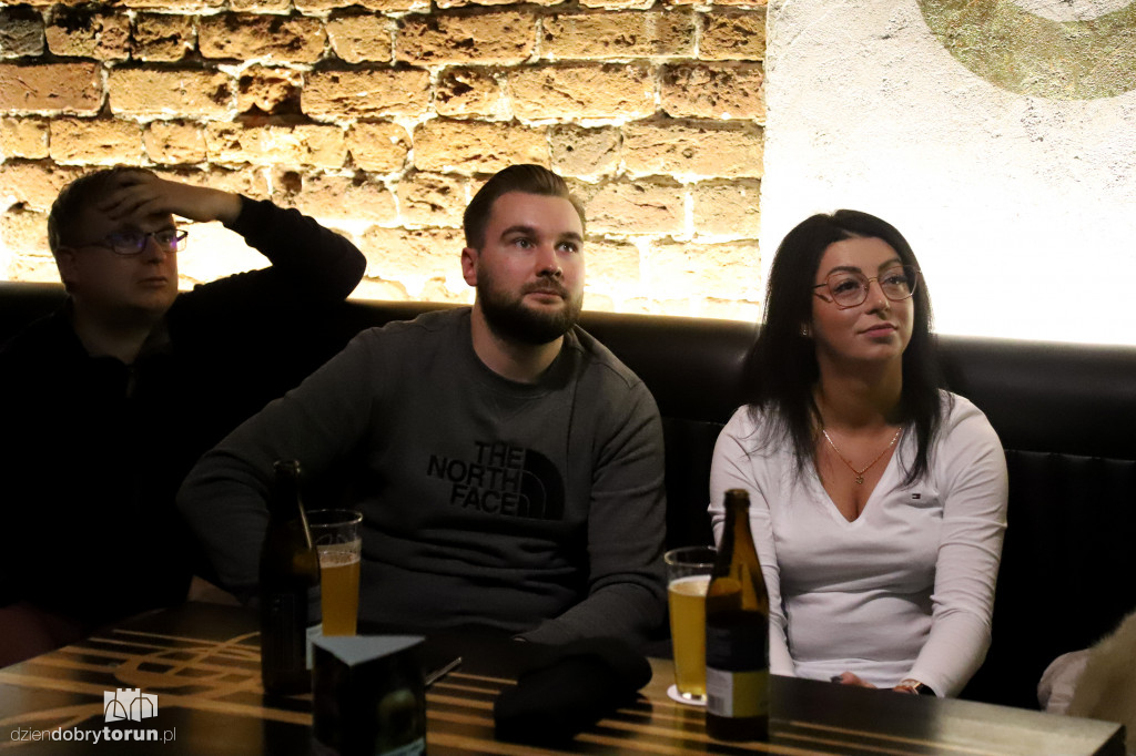 Strefa kibica w Pubie Mentzen