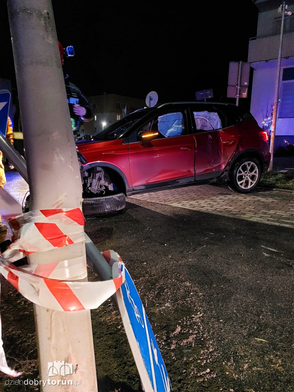 Zdarzenie drogowe z udziałem jednego auta na Jarze