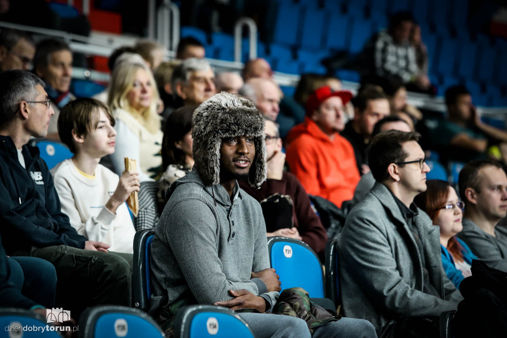 Twarde Pierniki Toruń 92 : 88 PGE Spójnia Stargard