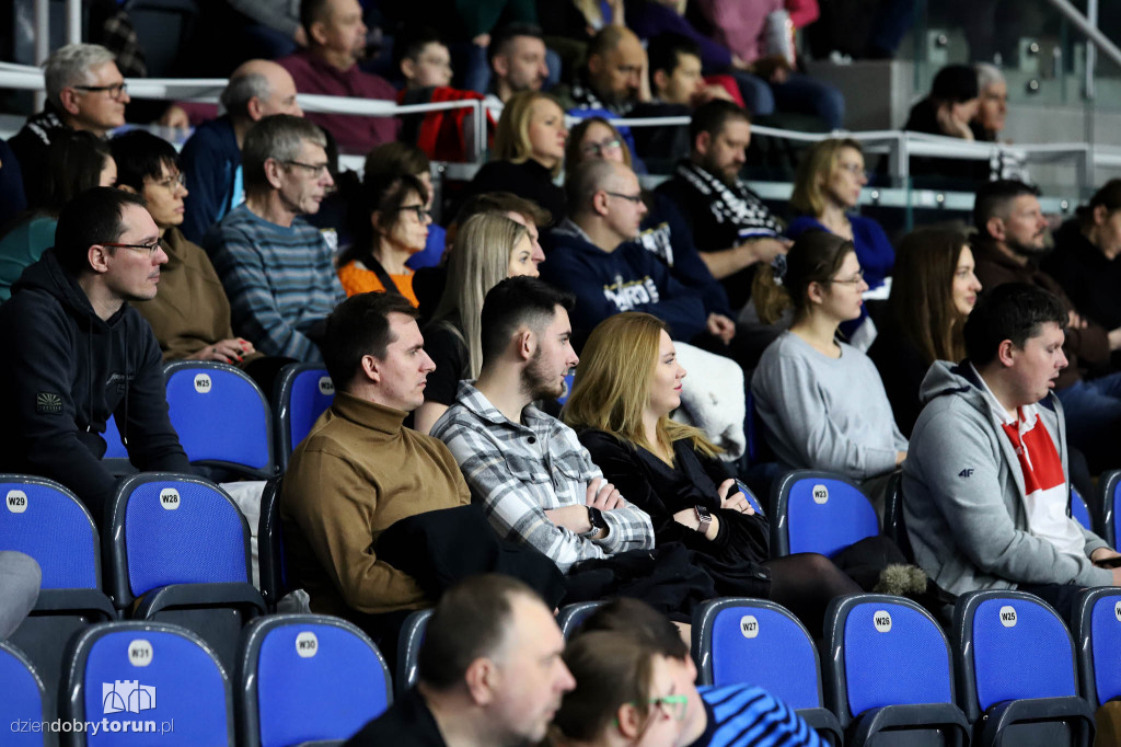 Twarde Pierniki Toruń 92 : 88 PGE Spójnia Stargard