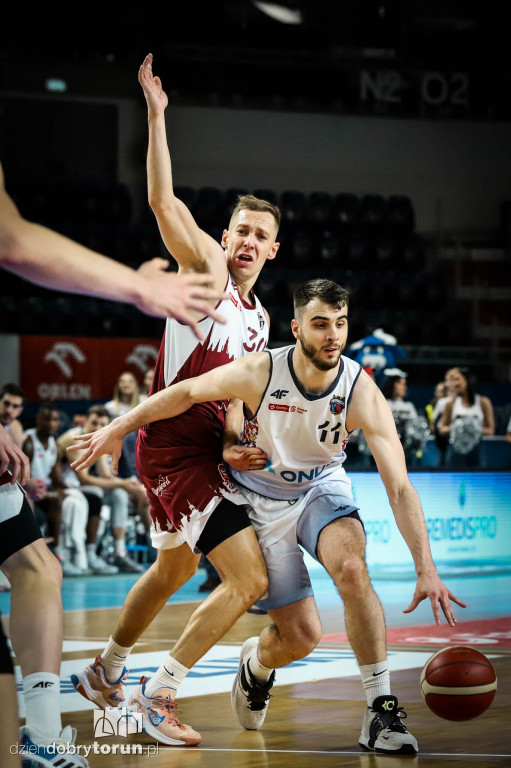 Twarde Pierniki Toruń 92 : 88 PGE Spójnia Stargard