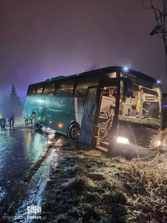 Wypadek autobusu pod Toruniem