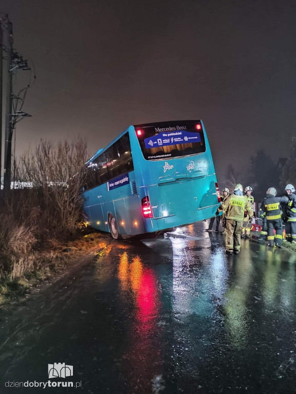 Wypadek autobusu pod Toruniem