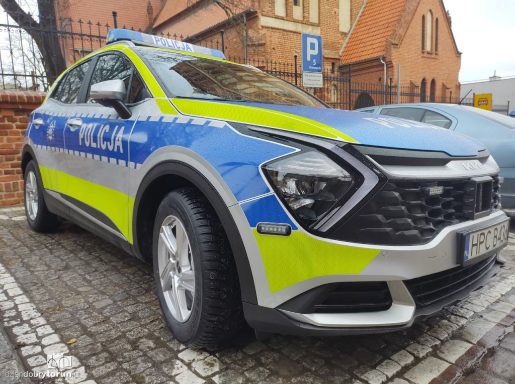 Nowe auto policjantów z Chełmży