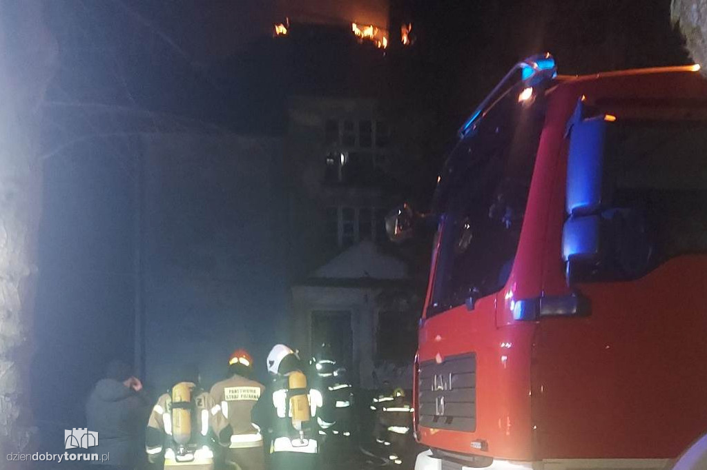 Pożar w budynku dawnego domu dziecka