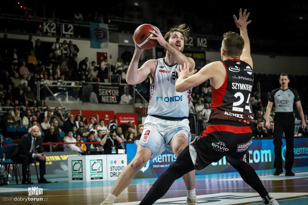 Twarde Pierniki Toruń 88 : 92  Enea Abramczk Astoria Bydgoszcz