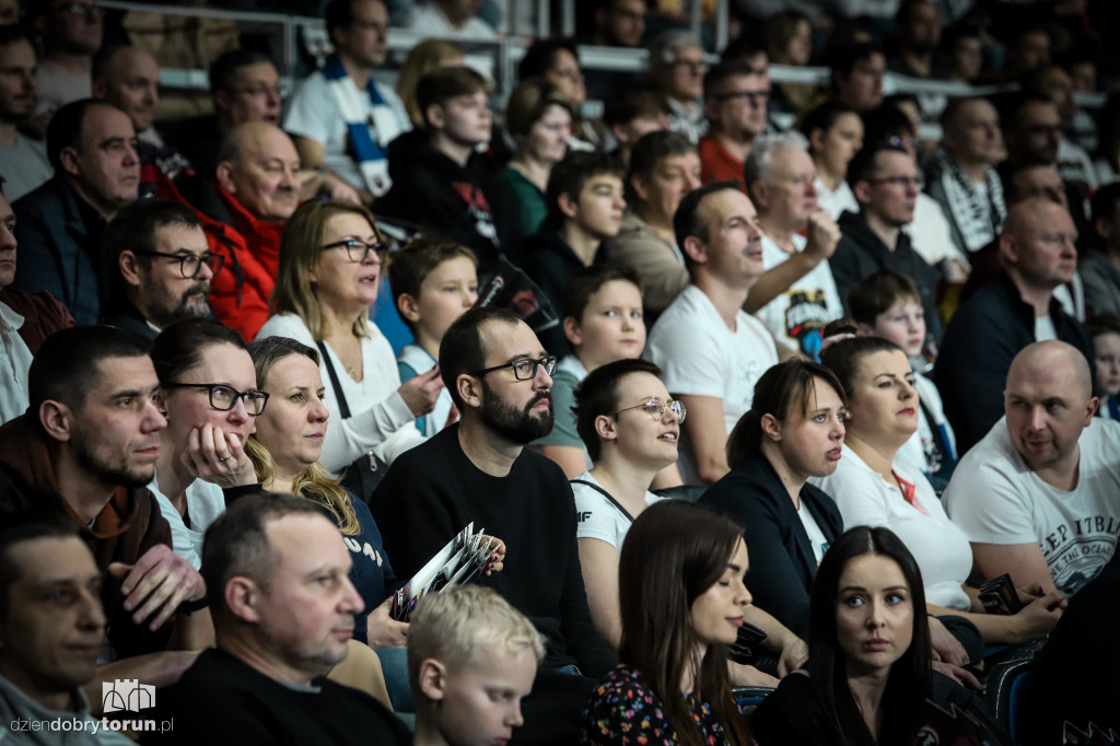 Twarde Pierniki Toruń 88 : 92  Enea Abramczk Astoria Bydgoszcz