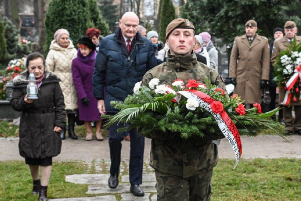 14. rocznica śmierci gen. Elżbiety Zawackiej
