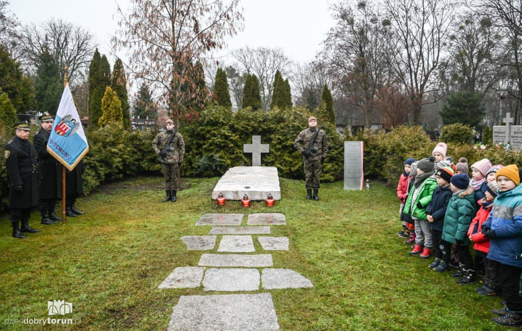 14. rocznica śmierci gen. Elżbiety Zawackiej
