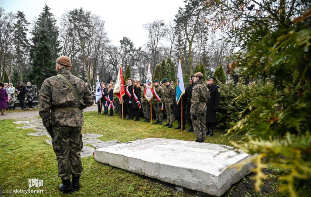 14. rocznica śmierci gen. Elżbiety Zawackiej