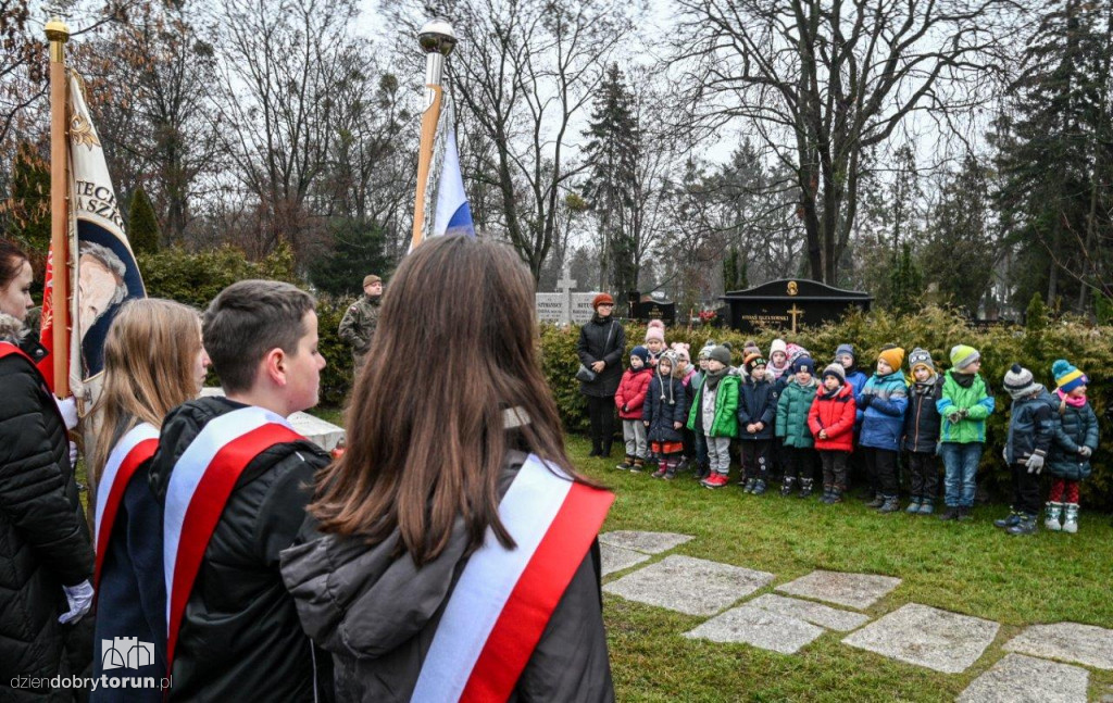 14. rocznica śmierci gen. Elżbiety Zawackiej